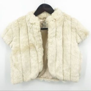 Forever 21 Faux Fur Vest Shrug Cream Cozy